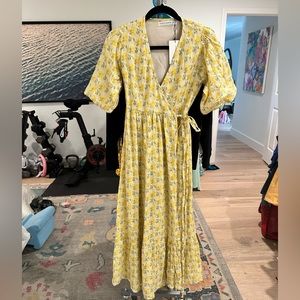Faithfull the Brand Thulla wrap midi dress in dahlee floral print, NWT size XS